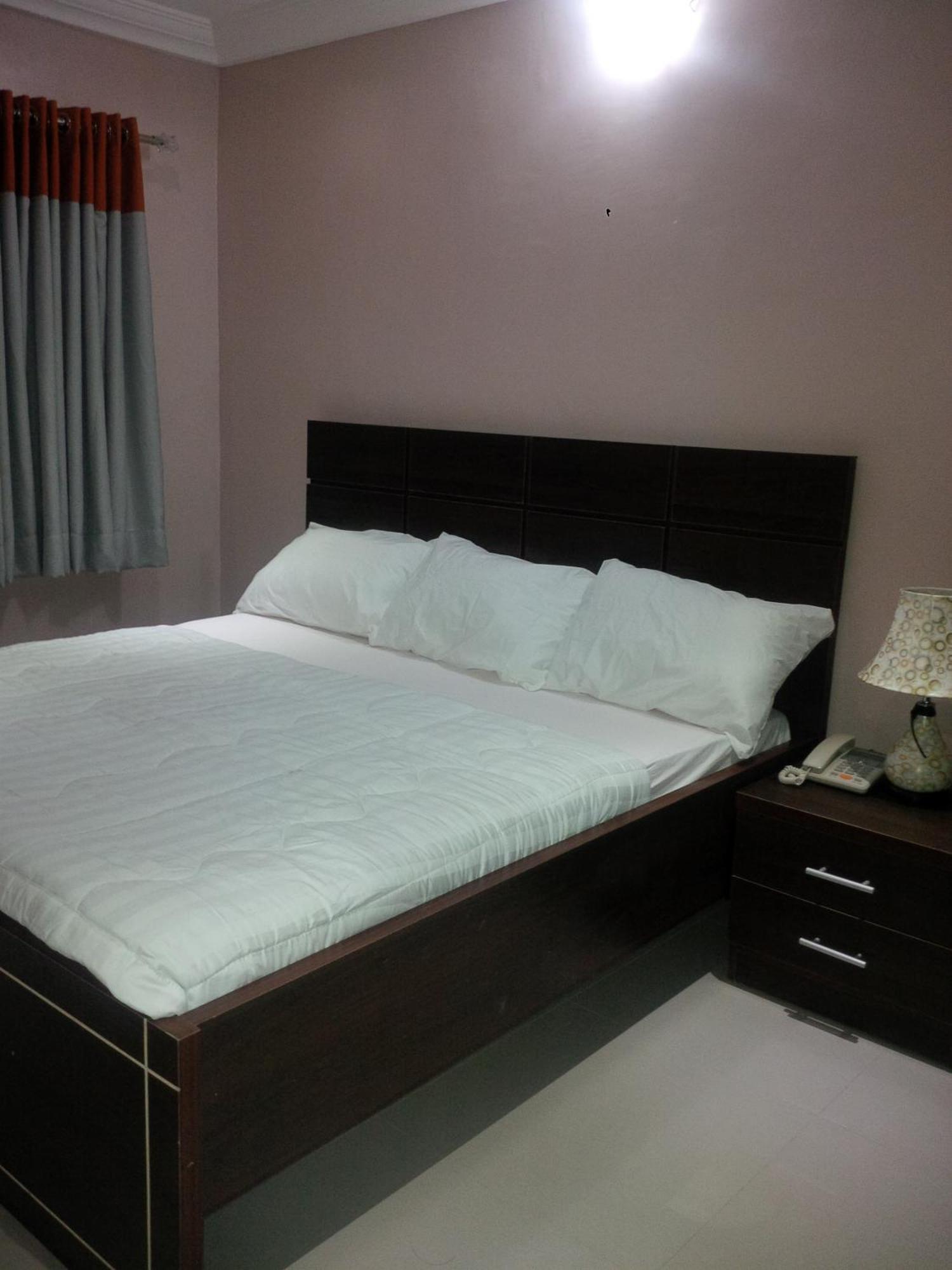 إيكجا Haute Aparthotel الغرفة الصورة