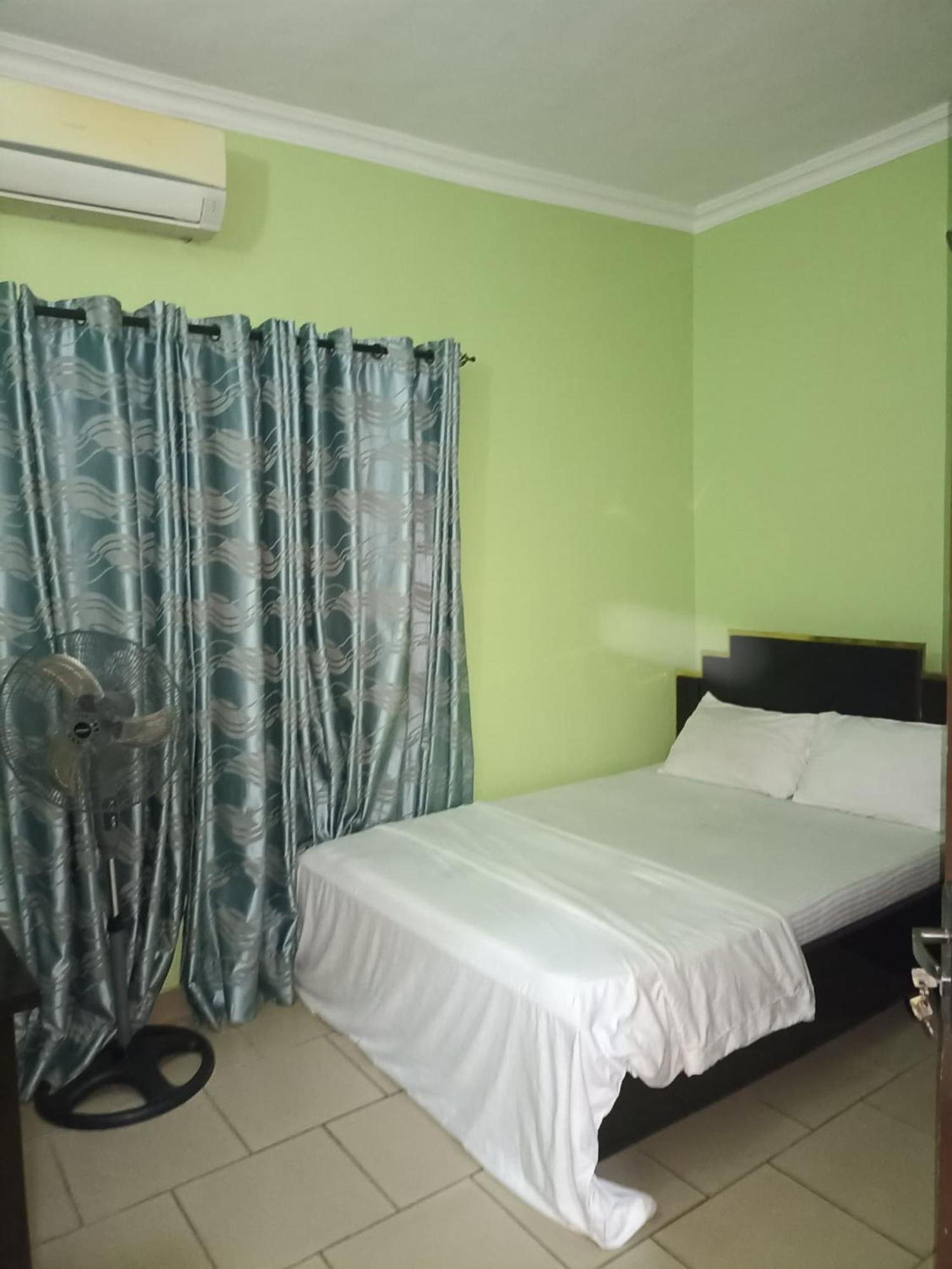 إيكجا Haute Aparthotel المظهر الخارجي الصورة