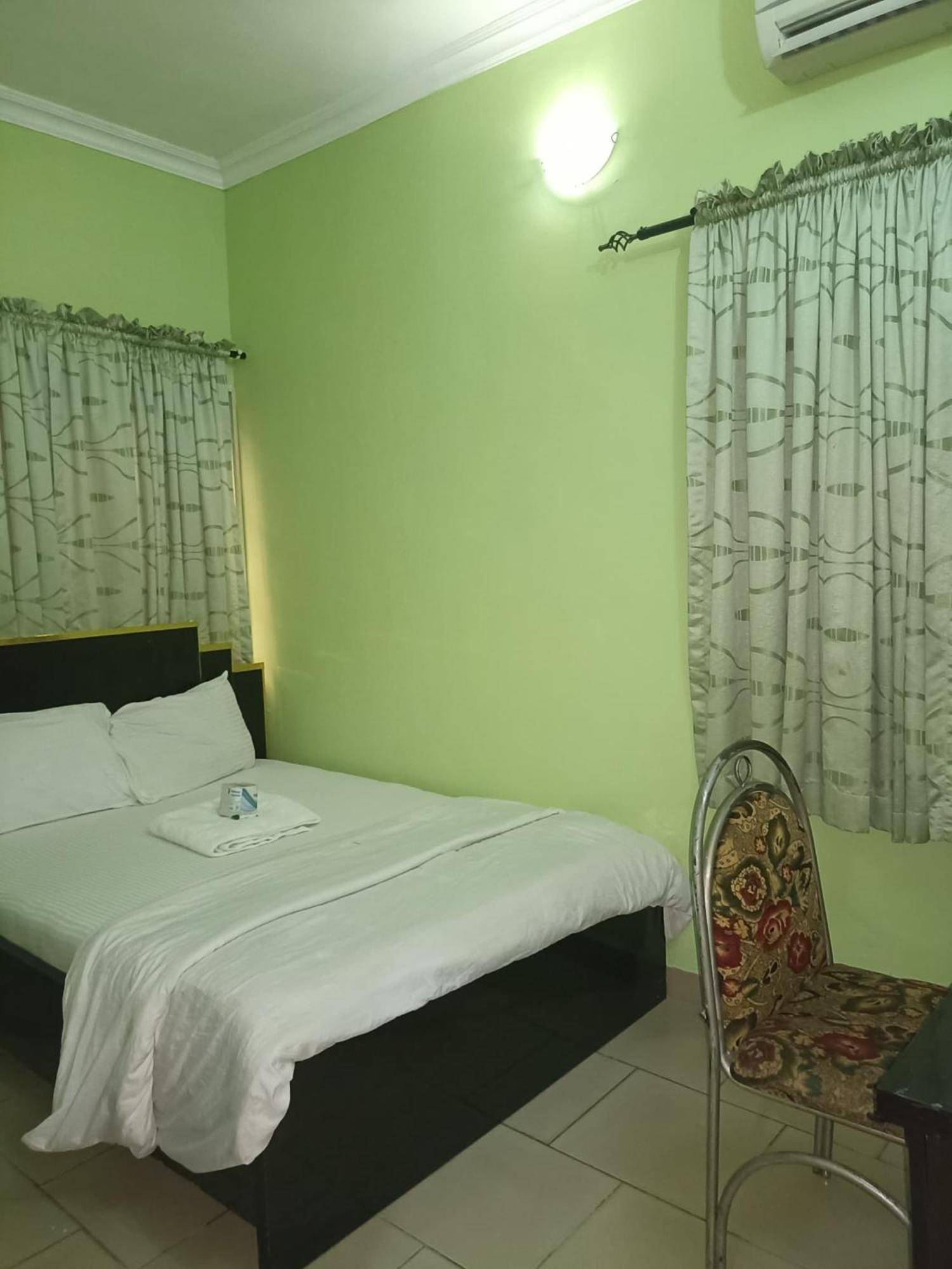 إيكجا Haute Aparthotel المظهر الخارجي الصورة